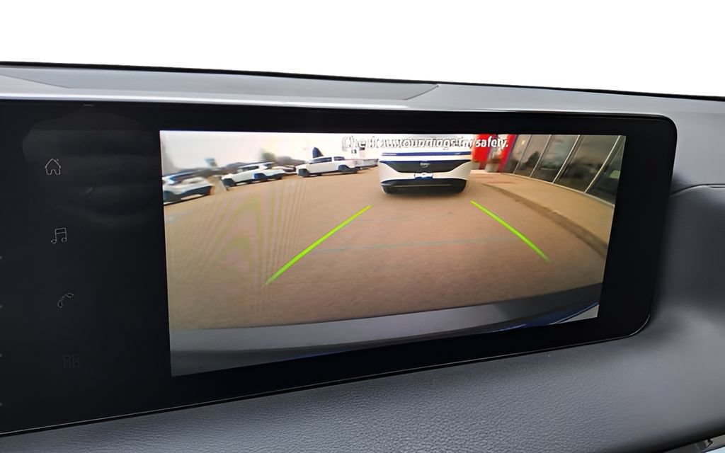 New 2026 Nissan Sentra SV w/ SV Convenience Package FWD image 9