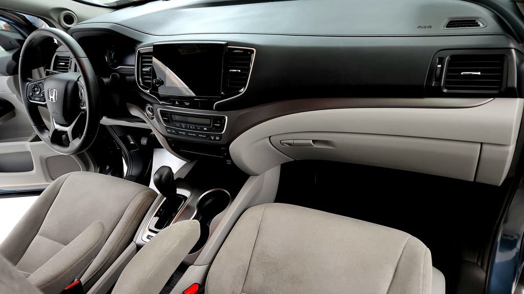 Used 2019 Honda Pilot EX image 16