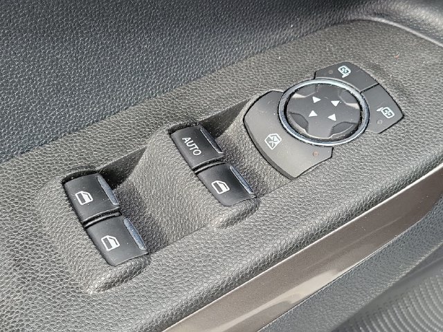 Used 2019 Ford EcoSport SE FWD image 19