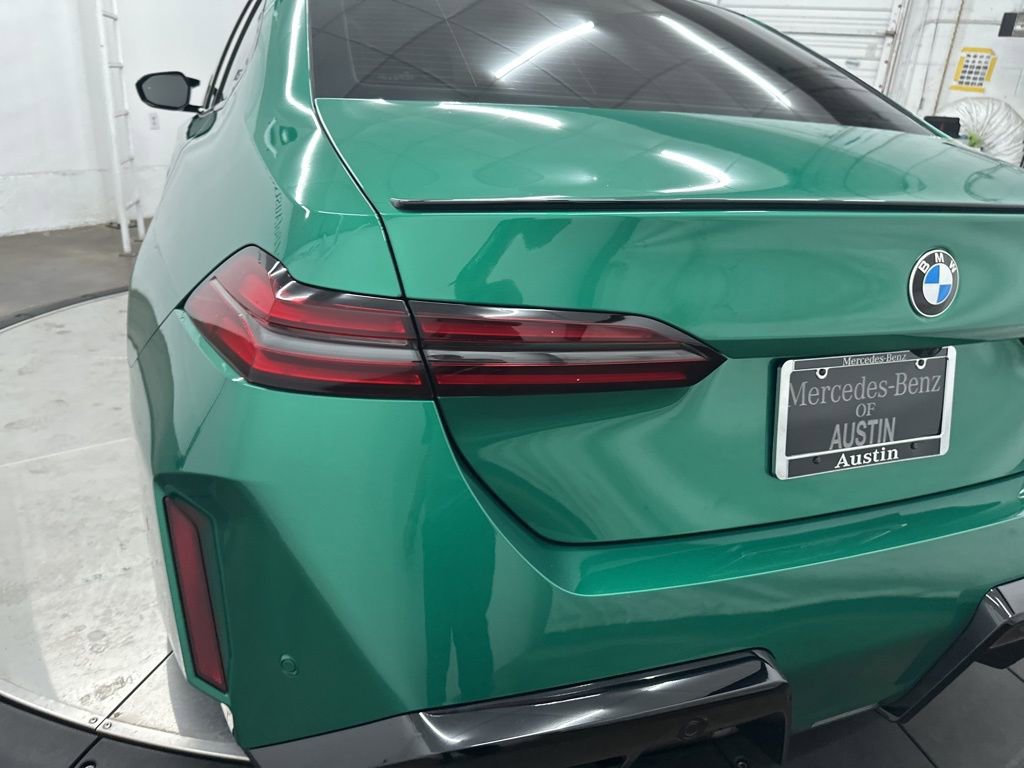 Used 2026 BMW M5 w/ Executive Package image 30