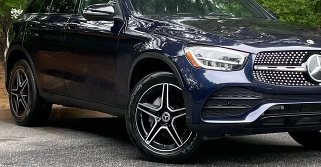 Used 2021 Mercedes-Benz GLC 300 4MATIC image 10
