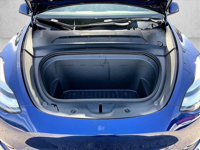 Used 2022 Tesla Model Y Long Range AWD/4WD image 11