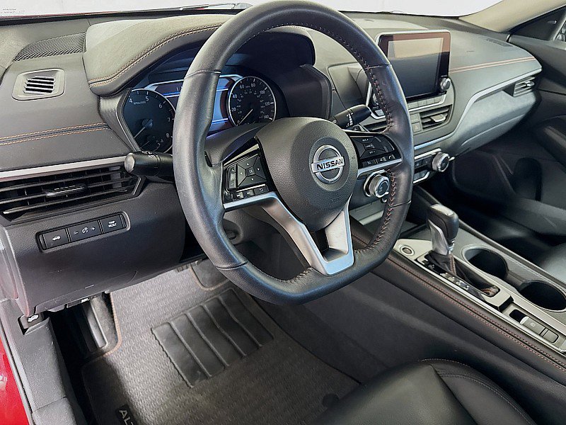 Used 2021 Nissan Altima 2.5 SR w/ SR Premium Package AWD/4WD image 9