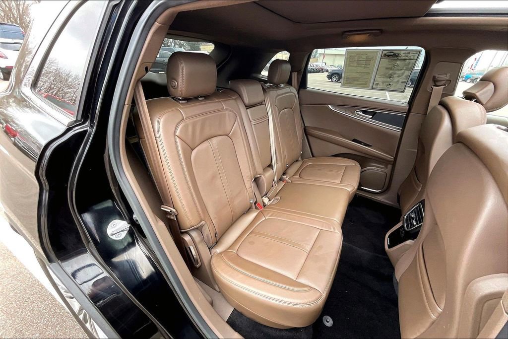 Used 2016 Lincoln MKX Reserve w/ Climate Package image 26