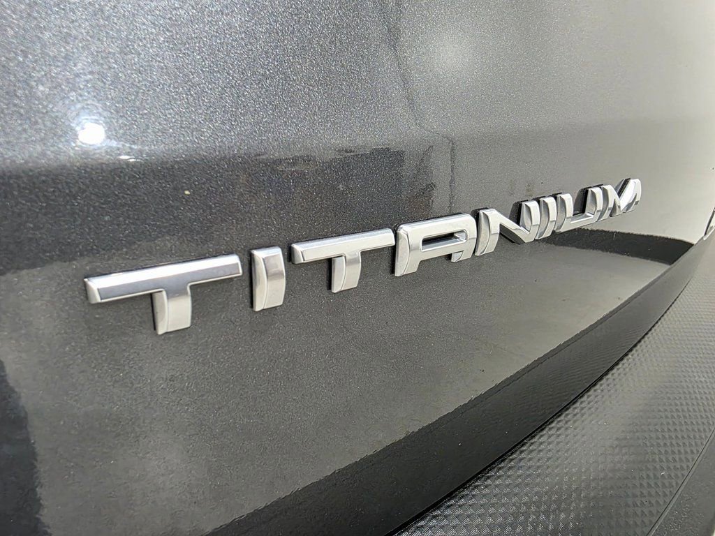 Used 2022 Ford Escape Titanium AWD/4WD image 35