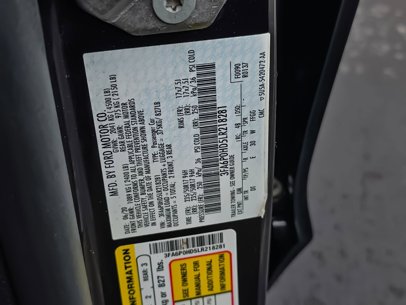 Used 2020 Ford Fusion SE FWD image 27