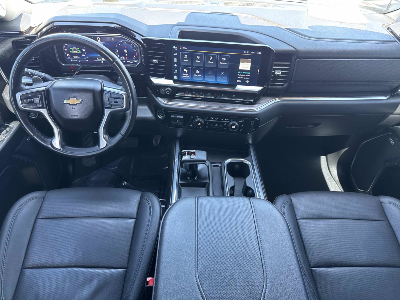 Used 2023 Chevrolet Silverado 1500 LTZ AWD/4WD image 9