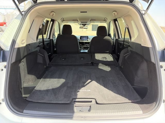 Used 2024 Nissan Rogue S AWD/4WD image 39