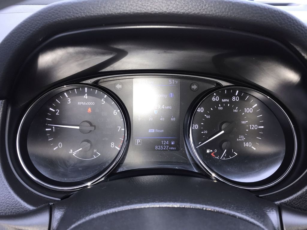 Used 2019 Nissan Rogue Sport S image 15