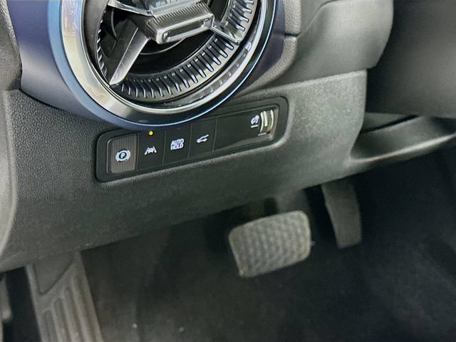 New 2026 Chevrolet Equinox EV LT AWD/4WD image 12