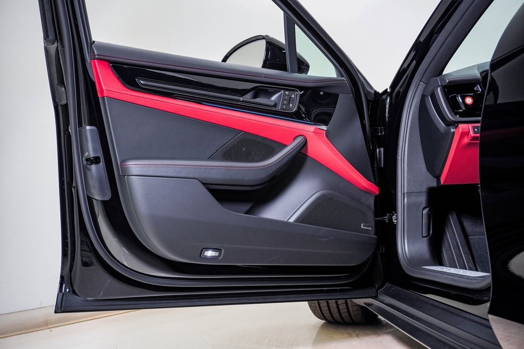 New 2026 Porsche Panamera 4 image 26