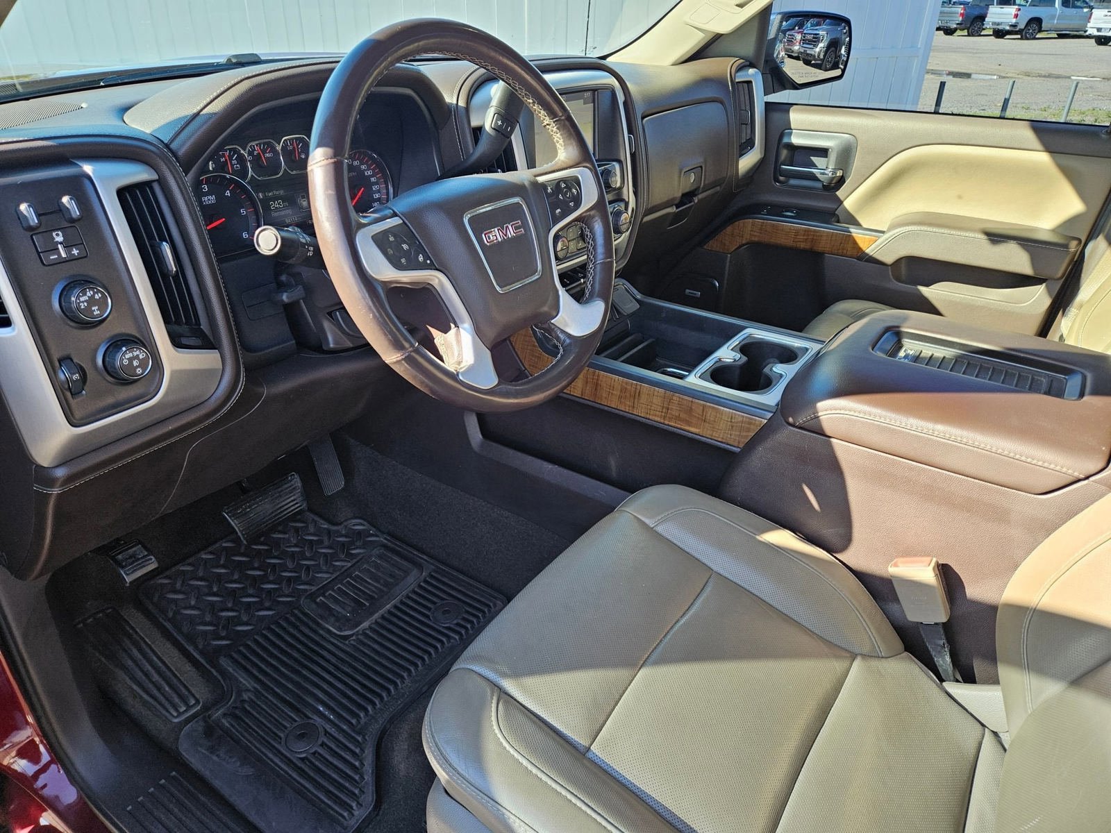 Used 2016 GMC Sierra 1500 SLT w/ SLT Premium Package AWD/4WD image 9