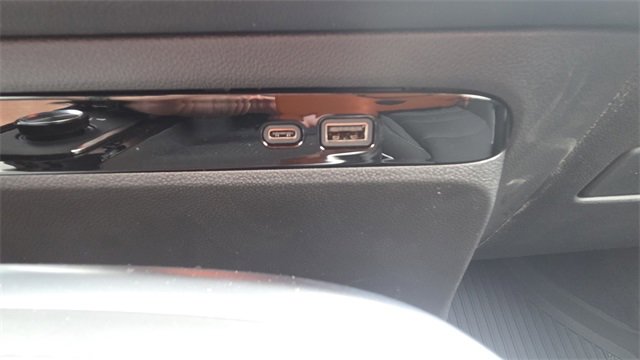 New 2026 Buick Enclave Preferred w/ LPO, Floor Liner Package image 72