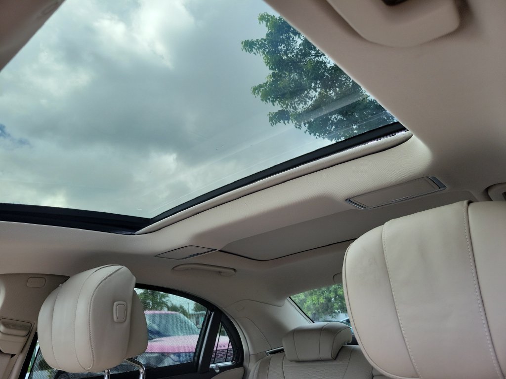 Used 2020 Mercedes-Benz S 560 4MATIC Sedan image 28