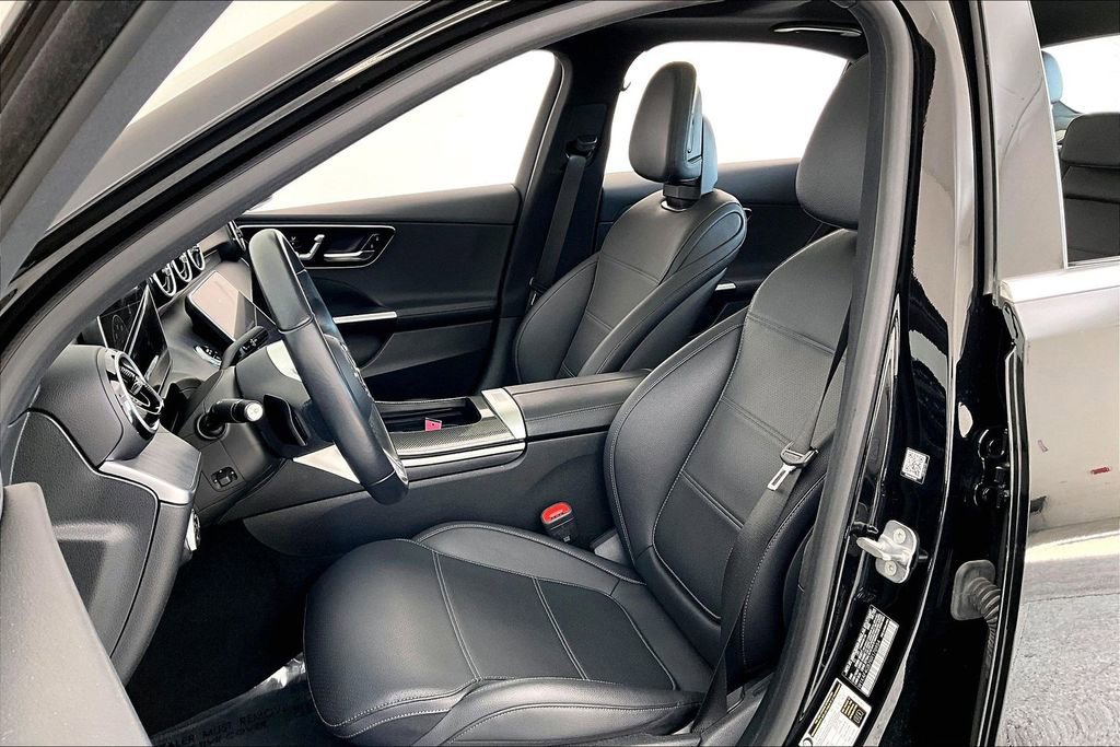 Used 2024 Mercedes-Benz C 300 Sedan image 32