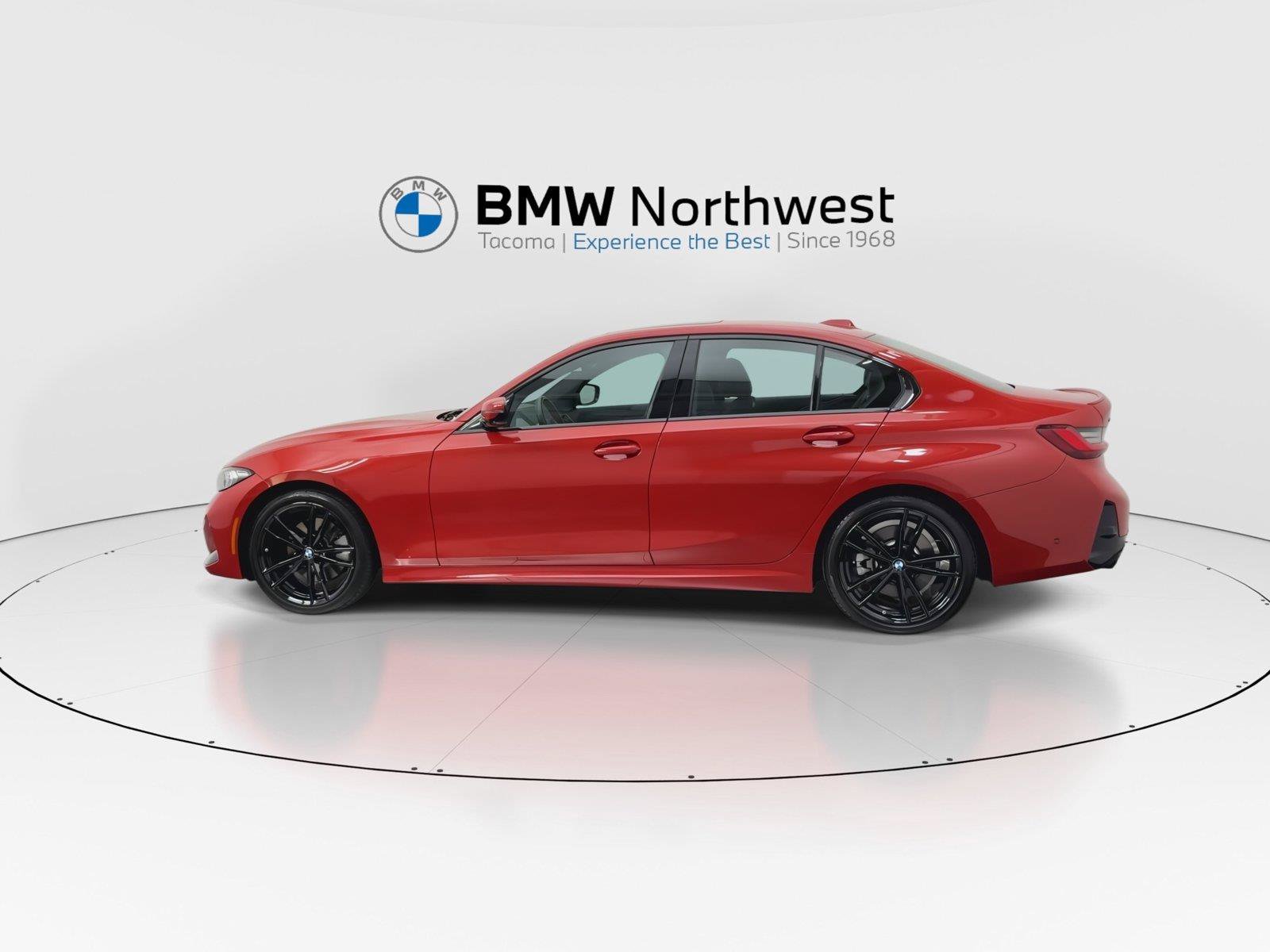 Used 2023 BMW 330i xDrive Sedan w/ M Sport Package AWD/4WD image 11