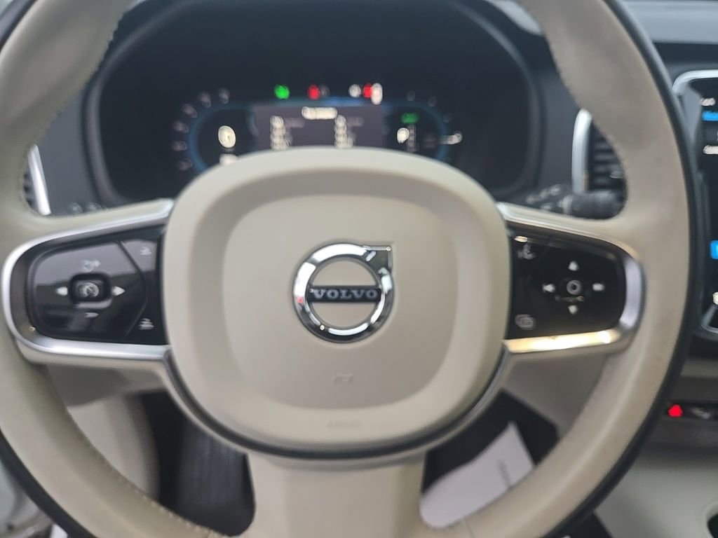Used 2023 Volvo XC90 T8 Ultimate AWD/4WD image 16