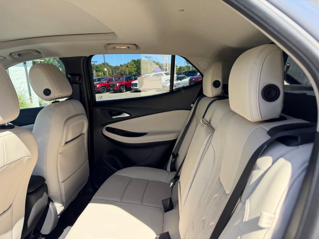 New 2026 Buick Encore GX Avenir w/ Avenir Technology Package AWD/4WD image 11