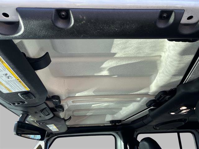 Used 2022 Jeep Gladiator Overland image 21