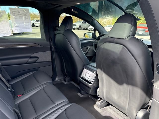 Used 2024 Tesla Model X AWD/4WD image 19