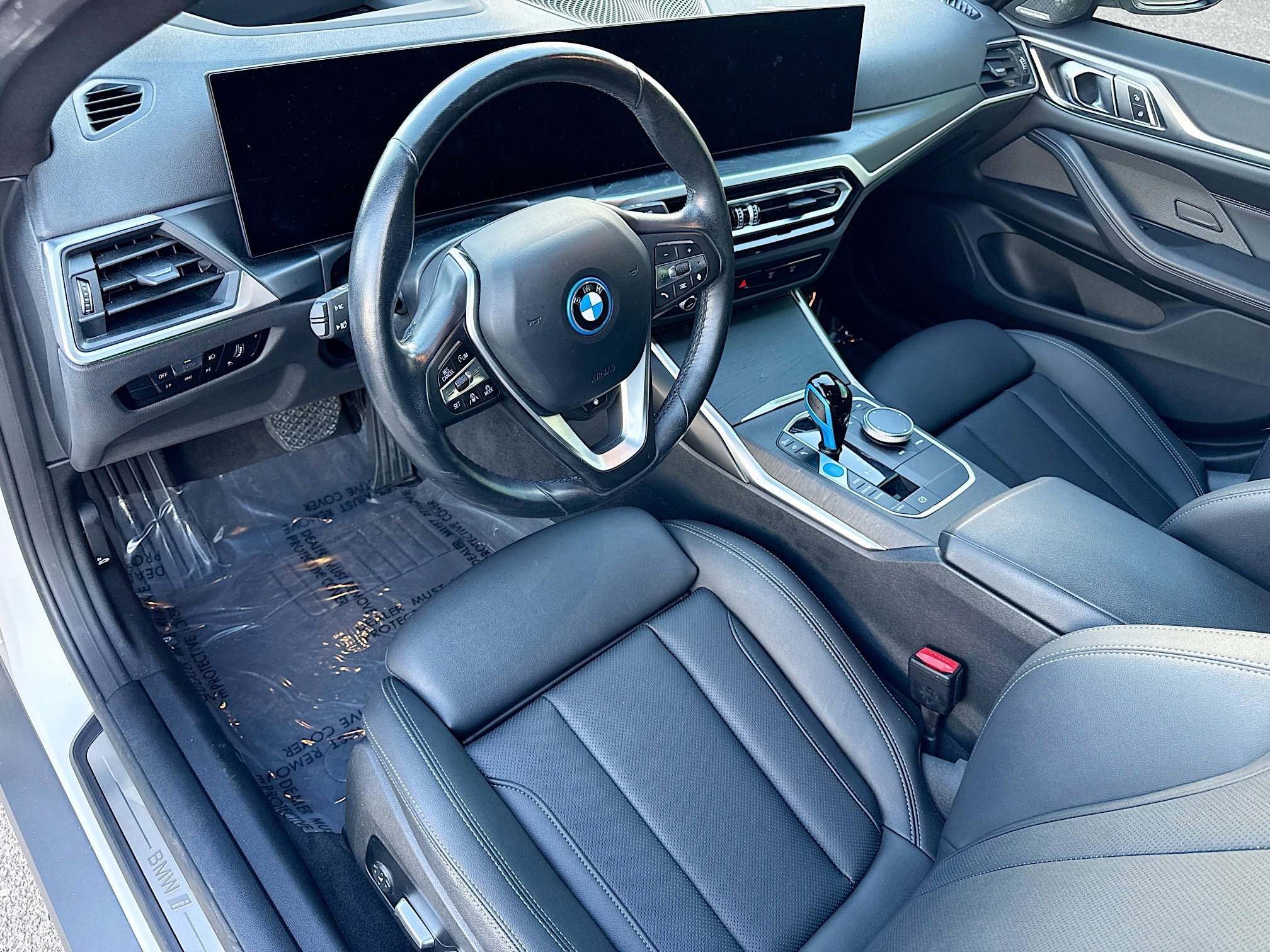 Used 2023 BMW i4 eDrive35 image 25