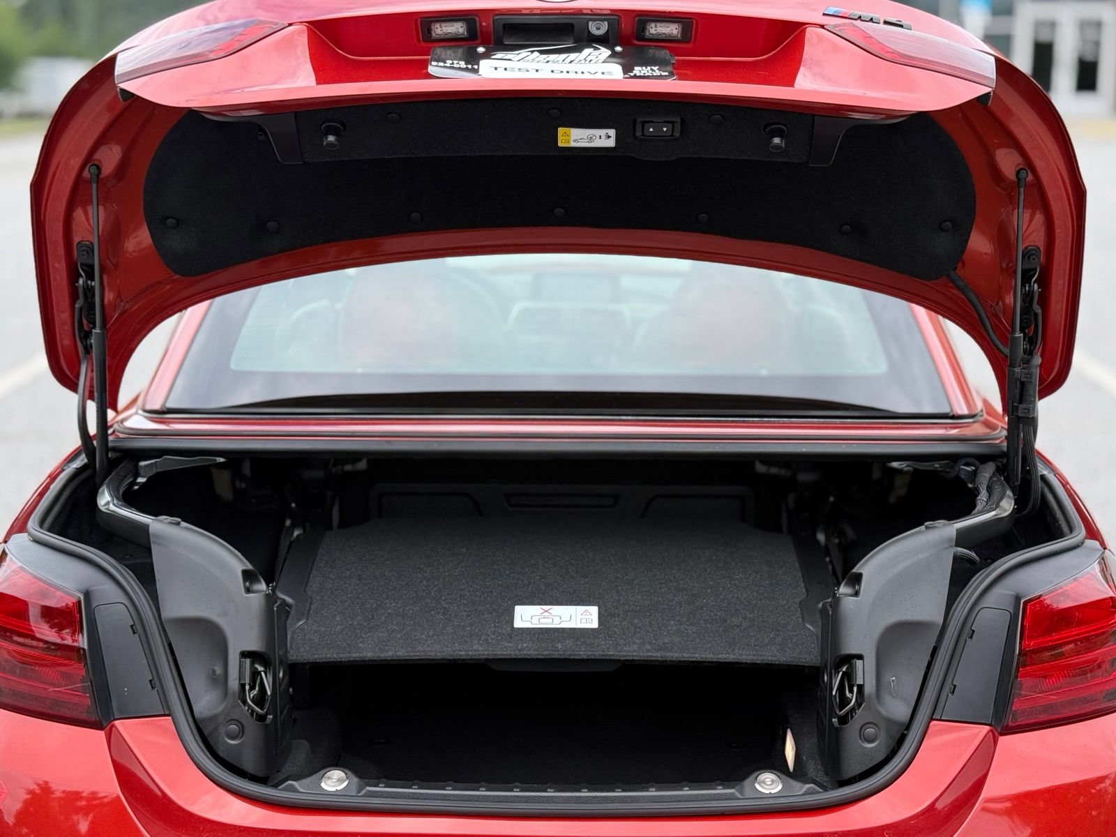 Used 2016 BMW M4 Convertible RWD image 47