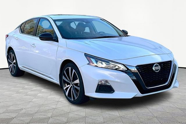 Used 2021 Nissan Altima 2.5 SR w/ SR Premium Package image 1