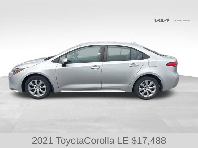 Used 2021 Toyota Corolla LE w/ Carpet Mat Package (TMS) image 5