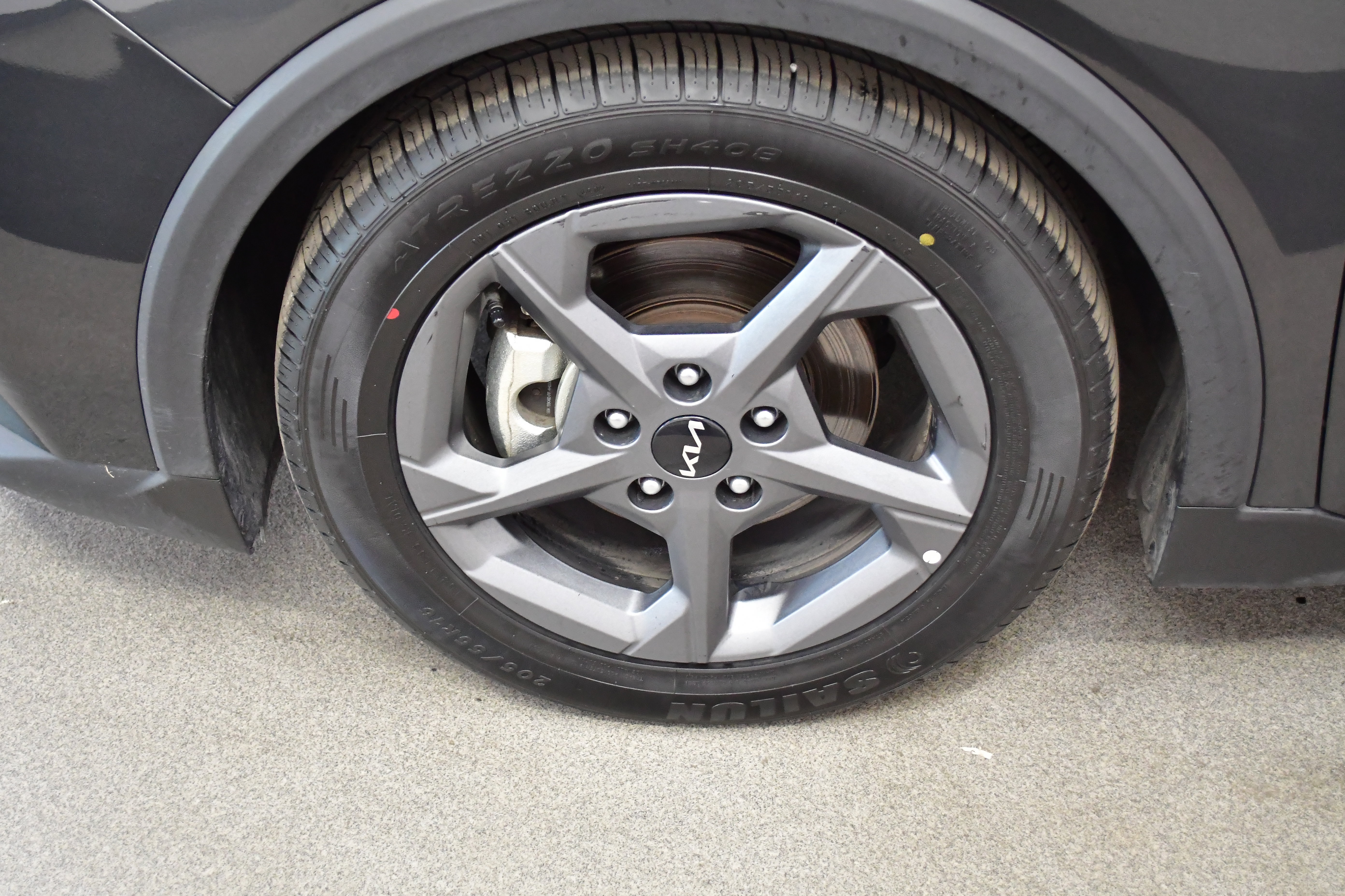 Used 2025 Kia K4 FWD image 32