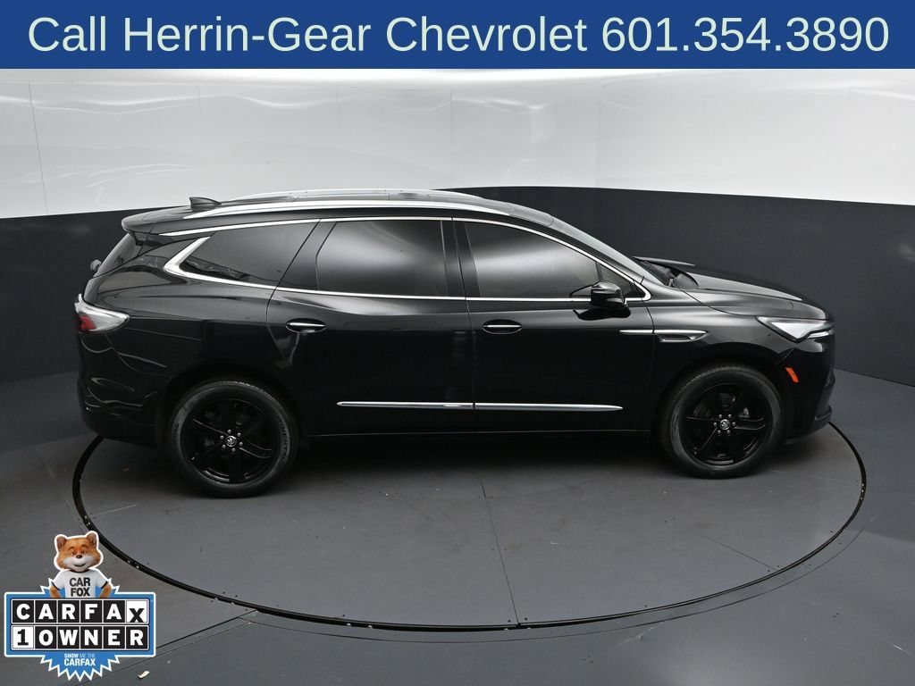 Used 2023 Buick Enclave Essence w/ Experience Buick Package FWD image 34