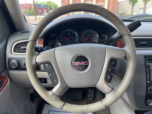 Used 2013 GMC Sierra 2500 SLT w/ Entertainment Package AWD/4WD image 26