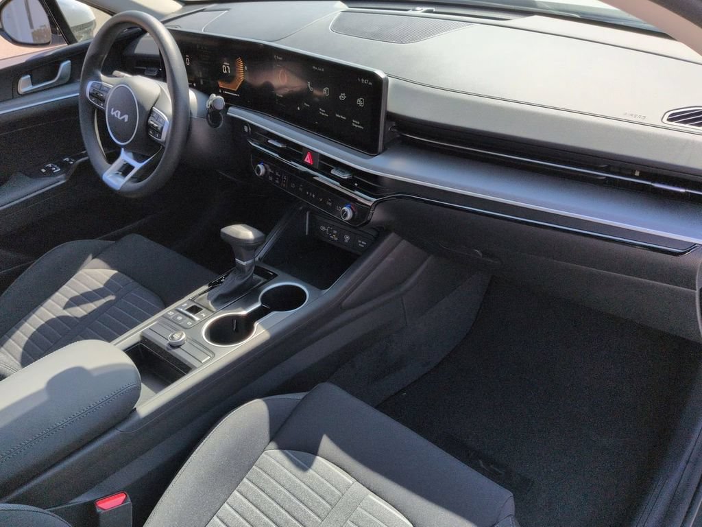 New 2026 Kia K5 LXS FWD image 30