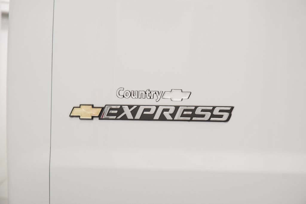 Used 2024 Chevrolet Express 3500 LT w/ LT Preferred Equipment Group RWD image 14