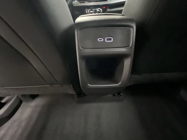 Certified 2025 Chevrolet Trax LT w/ LT Convenience Package image 20