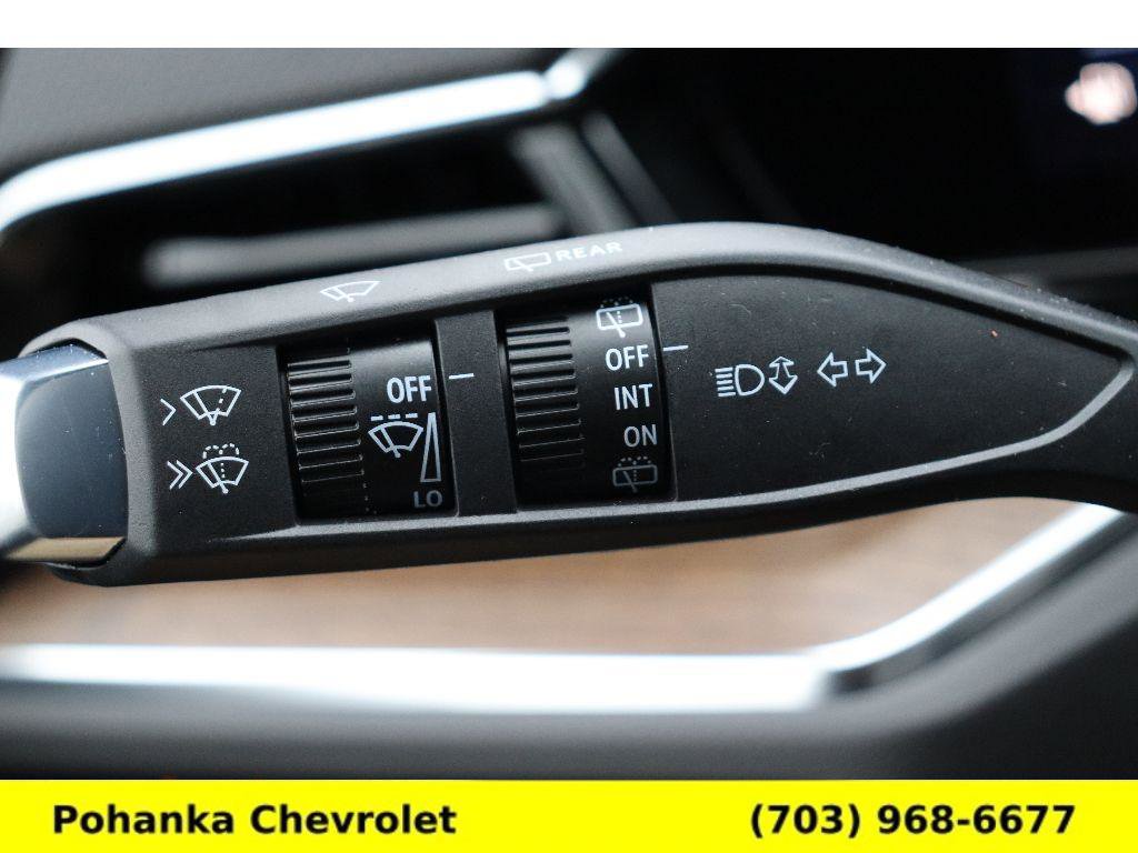 New 2026 Chevrolet Suburban High Country image 10