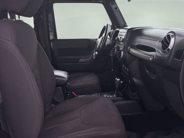 Used 2013 Jeep Wrangler Sport w/ Connectivity Group AWD/4WD image 13