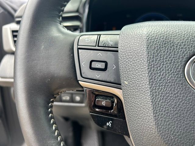 Used 2025 Toyota Camry SE w/ Multimedia Upgrade Package FWD image 18