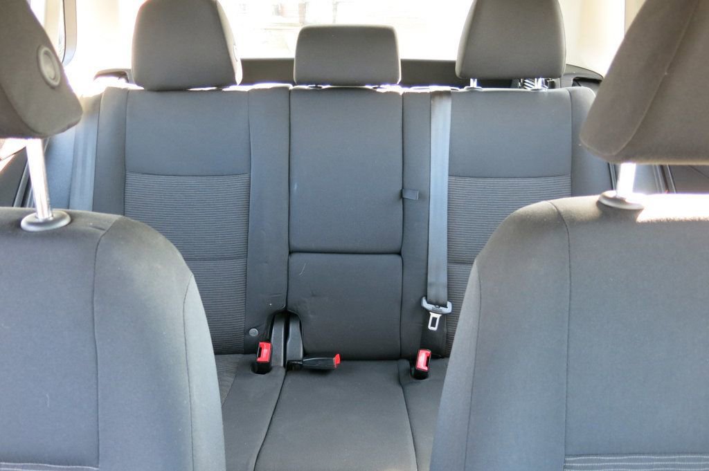 Used 2017 Volkswagen Tiguan Limited w/ Alloy Wheels Package image 18