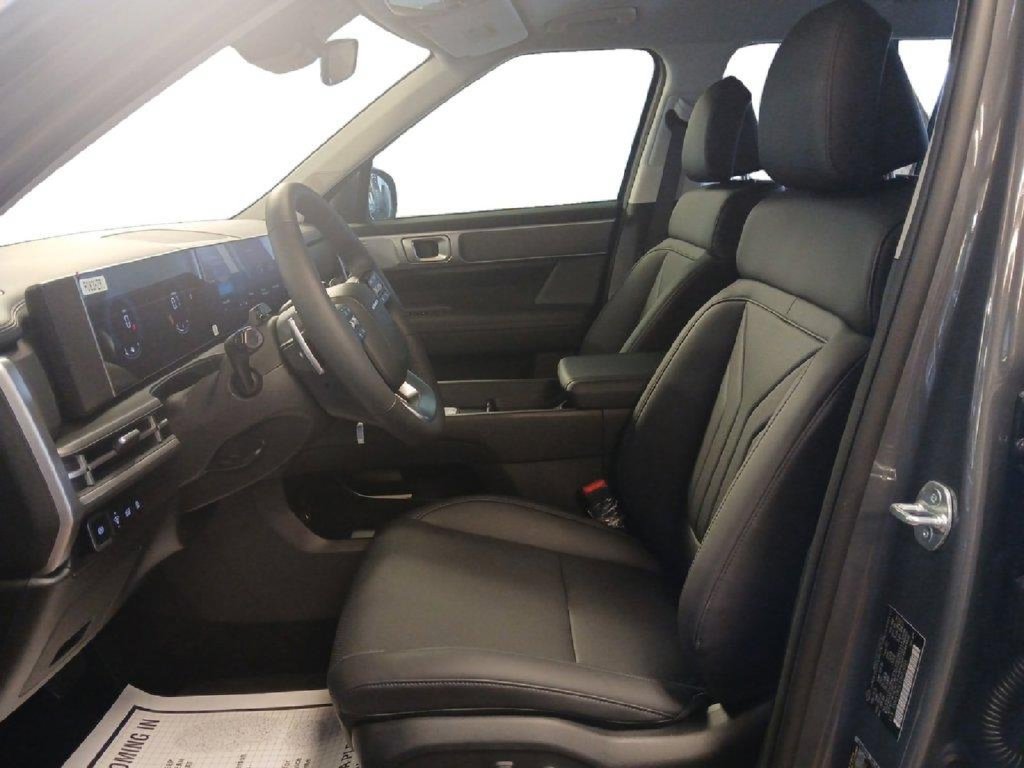 New 2026 Hyundai Santa Fe SEL FWD image 9