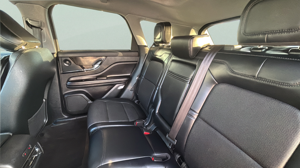 Used 2021 Lincoln Corsair Reserve AWD/4WD image 19