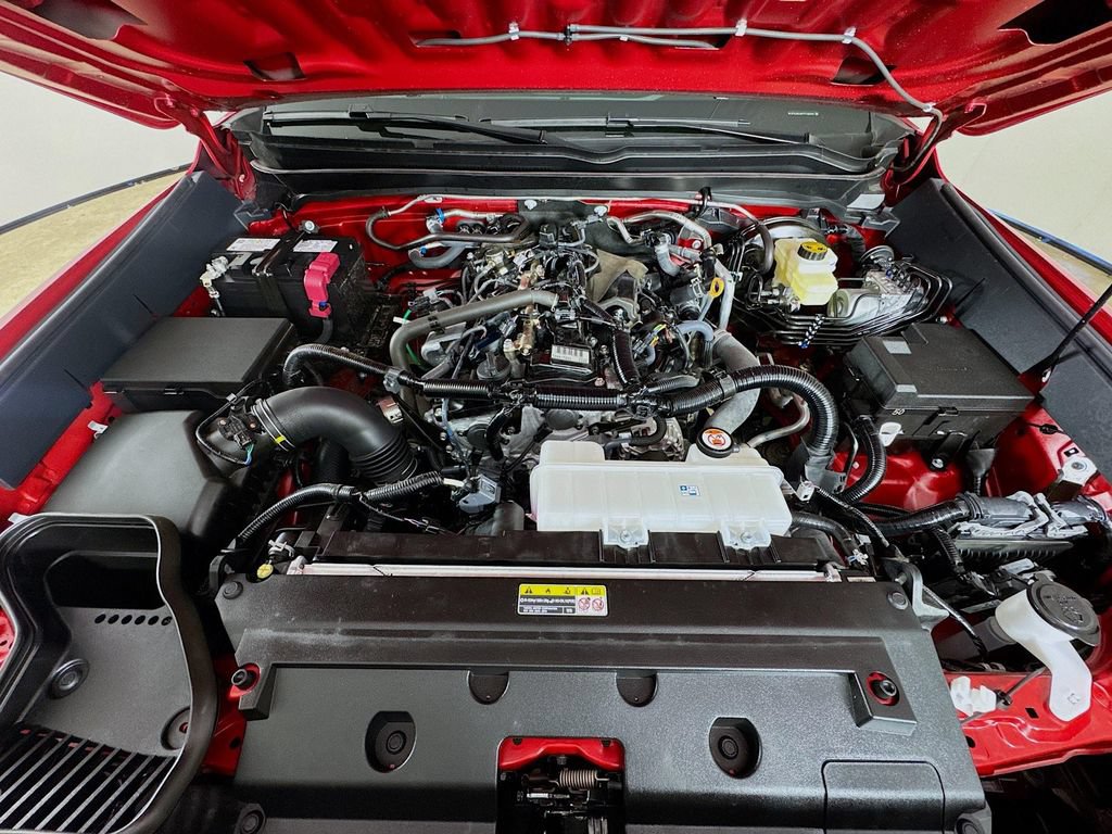 Certified 2026 Toyota Tacoma SR5 AWD/4WD image 24