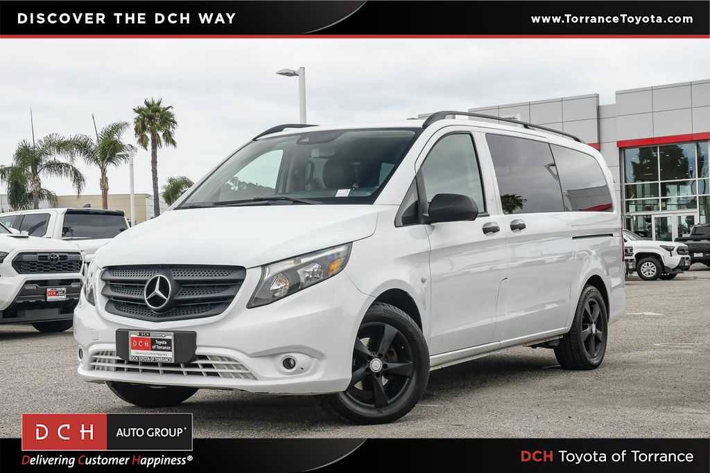 Used 2016 Mercedes-Benz Metris Passenger w/ Active Safety Plus Package image 1