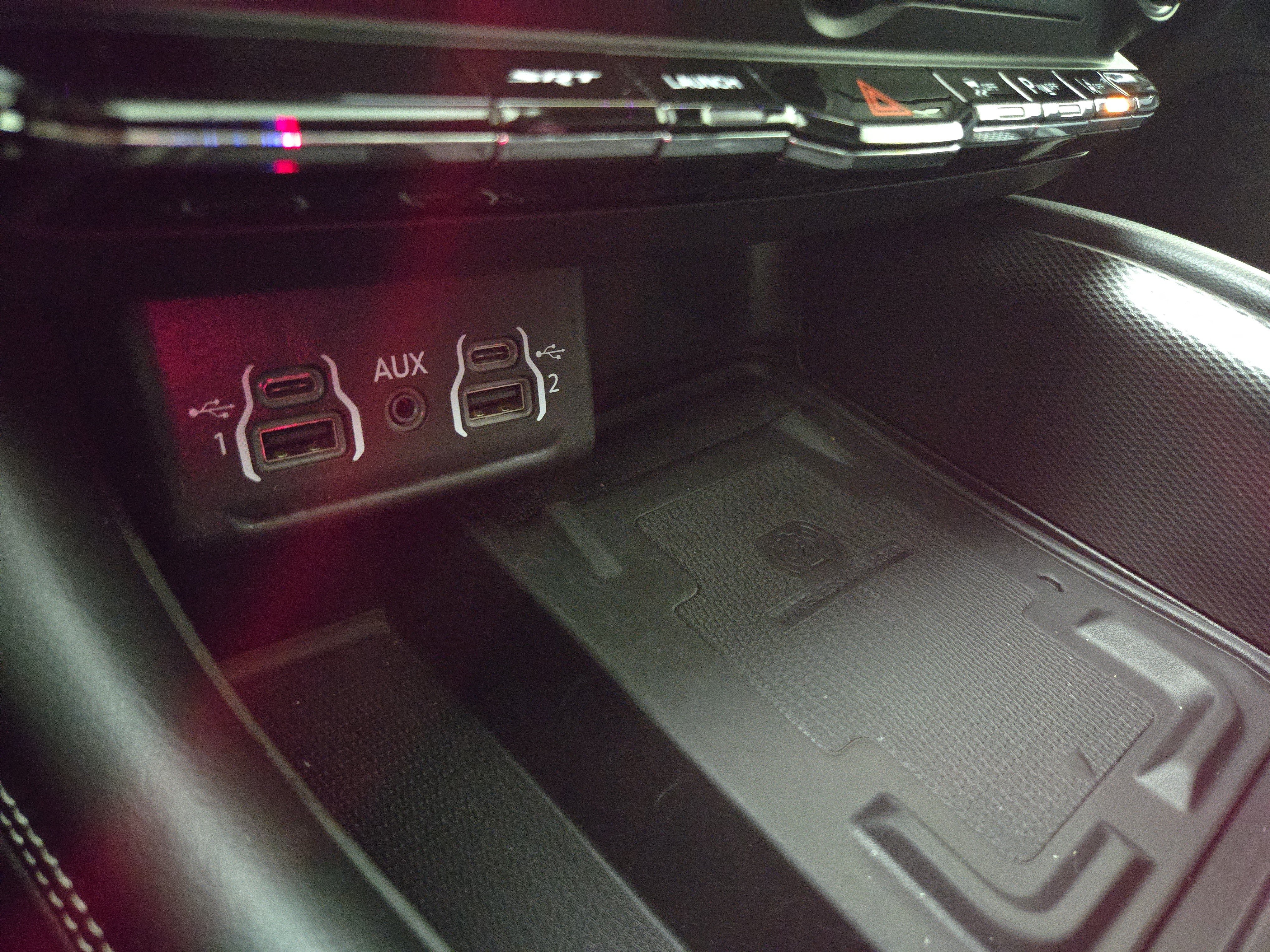 Used 2021 Dodge Durango SRT Hellcat w/ Technology Group AWD/4WD image 30