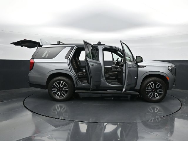 Used 2023 GMC Yukon AT4 w/ Technology Package AWD/4WD image 60