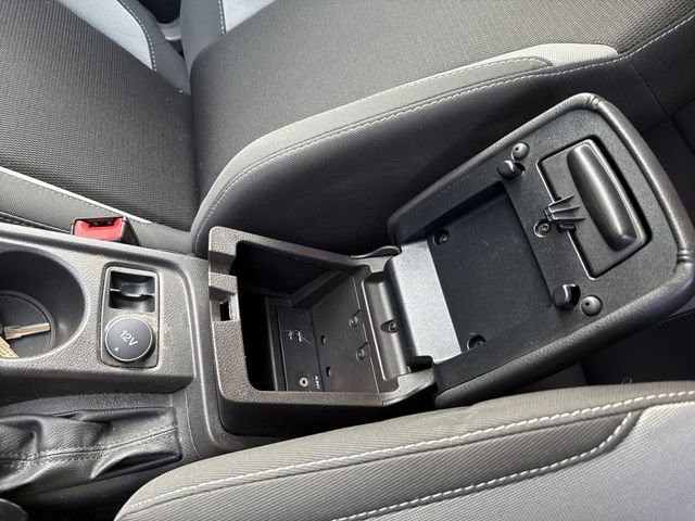 Used 2014 Ford Focus SE w/ SE Sport Package FWD image 21