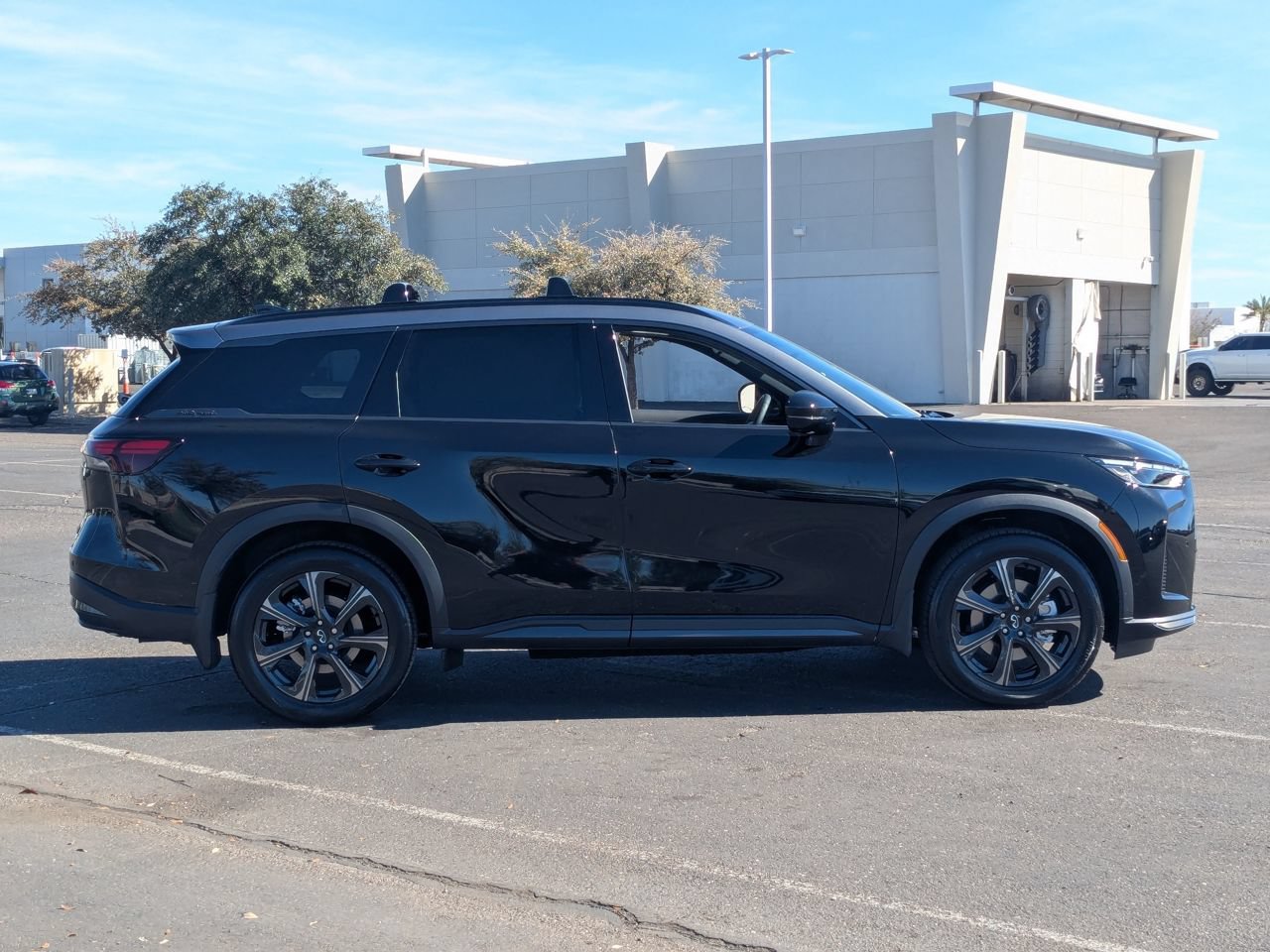 Certified 2026 INFINITI QX60 Autograph w/ Dark Cargo Package AWD/4WD image 6