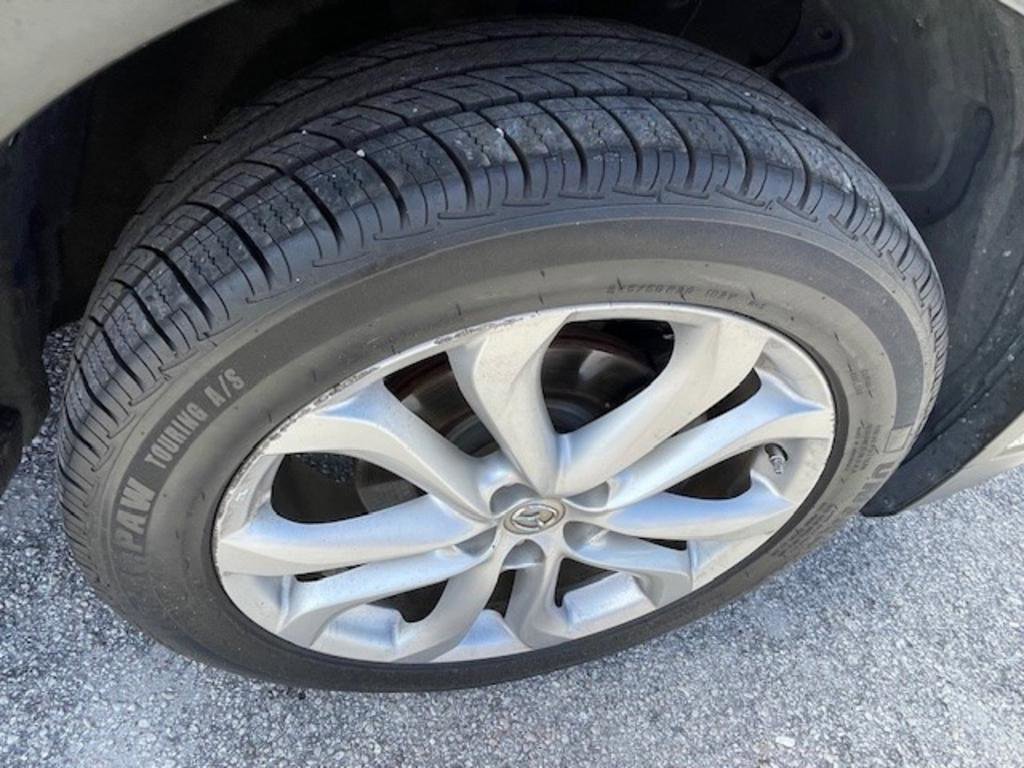 Used 2012 MAZDA CX-9 Grand Touring w/ Moonroof & Bose Audio Pkg AWD/4WD image 18