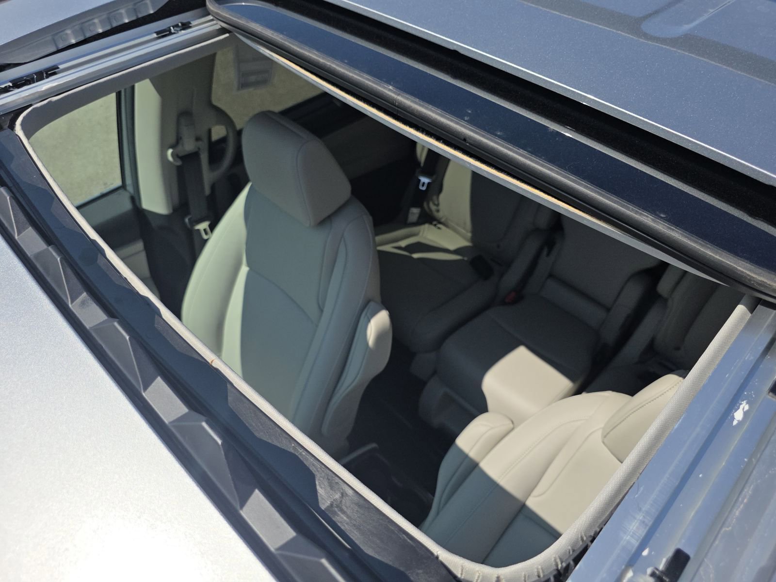 New 2026 Honda Odyssey EX-L image 4