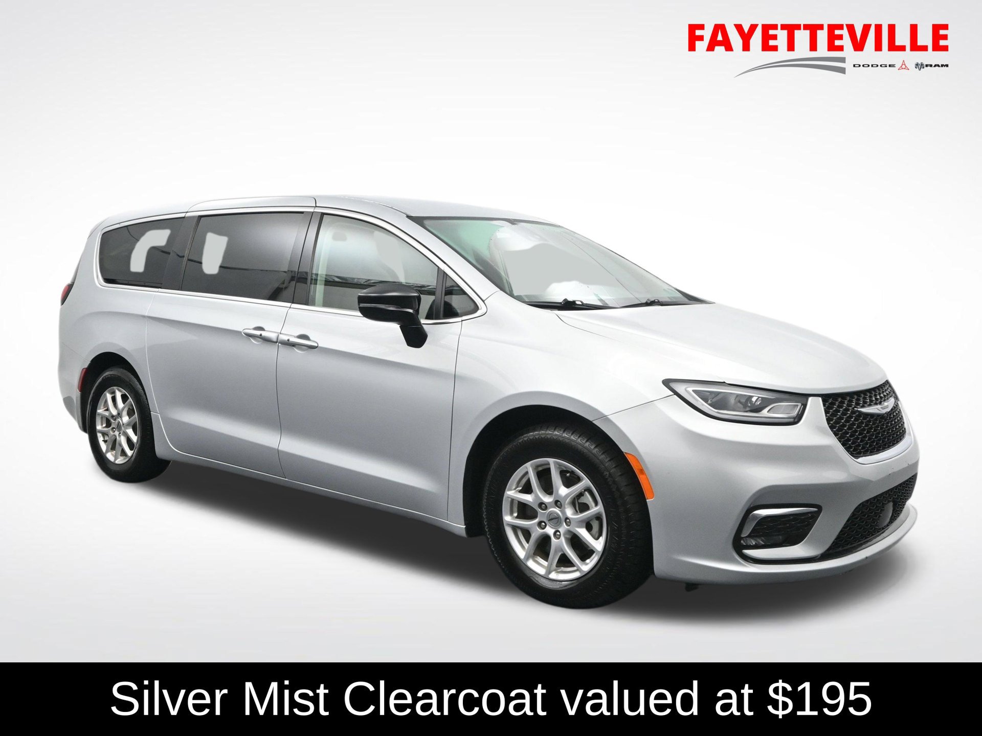 Used 2024 Chrysler Pacifica Touring-L
