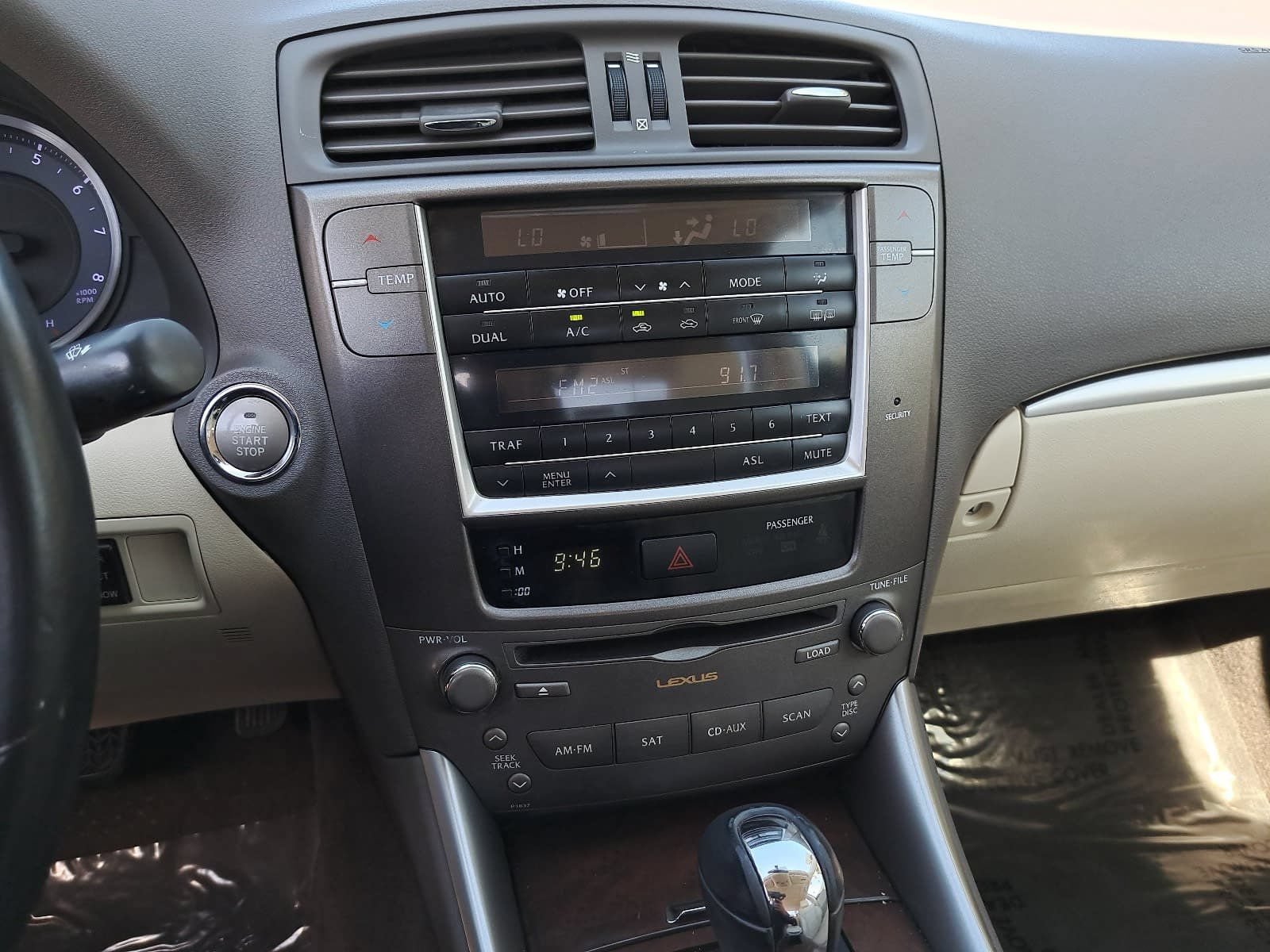 Used 2013 Lexus IS 250 w/ Premium Pkg Value Edition RWD image 19
